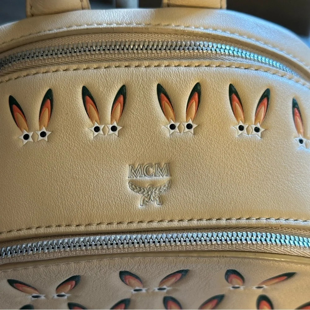 💎MCM RARE LAMBSKIN STAR EYED BUNNY MINI BACKPACK/MINT CONDITION 💎